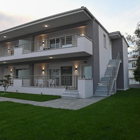 Faidra Apartments เนอาเปรามอส ภายนอก รูปภาพ