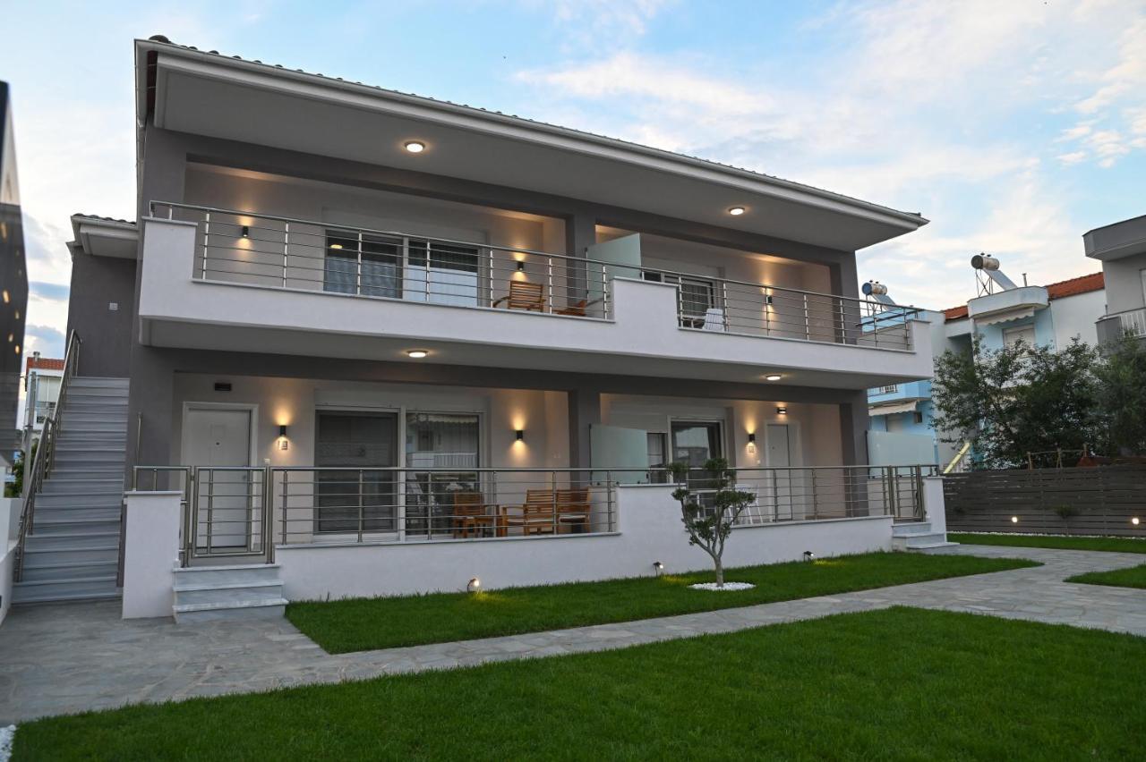 Faidra Apartments เนอาเปรามอส ภายนอก รูปภาพ