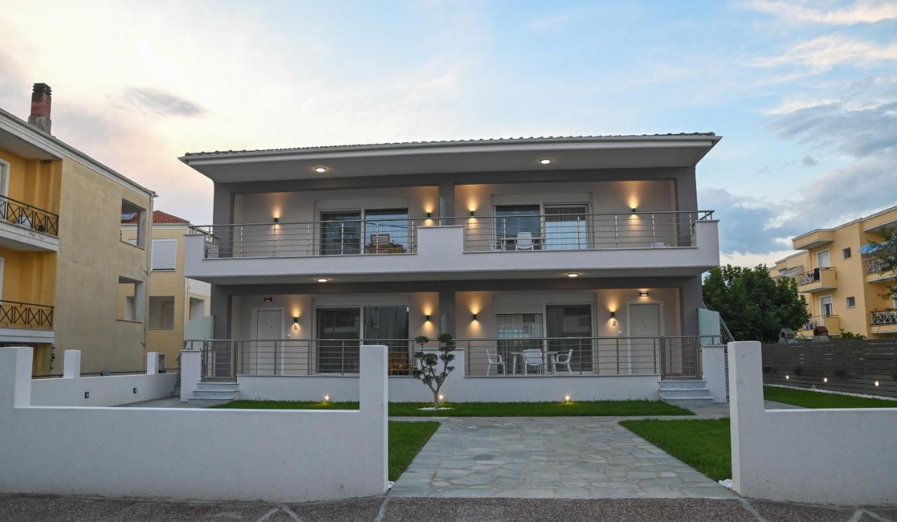 Faidra Apartments เนอาเปรามอส ภายนอก รูปภาพ