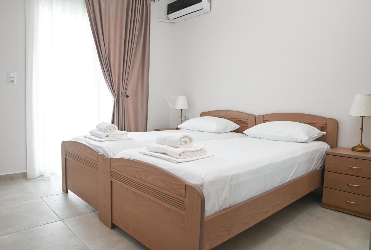 Faidra Apartments เนอาเปรามอส ภายนอก รูปภาพ